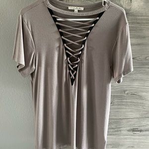 Express V neck T-shirt